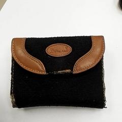 Lommebøker hammani, som rapportert av ilévia ved bruk av iLost