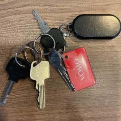 Clés, a été signalé par Gemeente Amsterdam - Bureau Gevonden Voorwerpen utilisant iLost