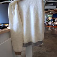 İLost kullanarak IKEA Dijon tarafından bildirildiği gibi Kazak Blanc