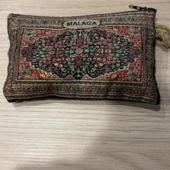 Väska, rapporterat av Pathé Groningen med iLost