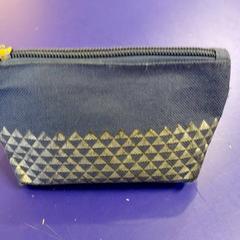 Clutch bag Avec des ecouteurs, som rapportert av IKEA Rennes - Pacé ved bruk av iLost