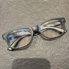 Bicchieri zwart, come riportato da Gemeente Zonhoven utilizzando iLost