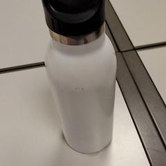Garrafa para beber Wit, como reportado por Vrije Universiteit Amsterdam utilizando o iLost