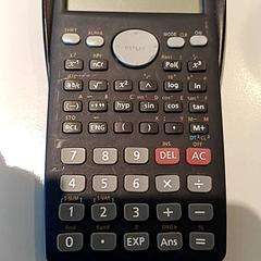 Calculator Casio Grijs, as reported by Padualaan 97 using iLost