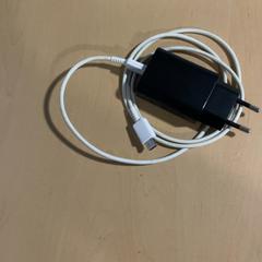 Carregador, como reportado por Jaarbeurs utilizando o iLost