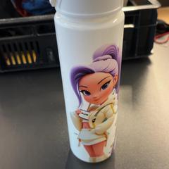 Wasserflasche Demonhunters wit, gemeldet von Pathé Amsterdam Noord über iLost