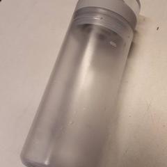 ウォーターフロッサー waterfles がiLostで Qbuzz ZHN によって報告されました