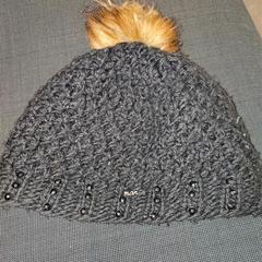 Beanie en laine gris, gemeldet von IKEA Mons über iLost