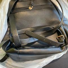 Pung, som rapportert av MEININGER Hotel Berlin East Side Gallary ved bruk av iLost