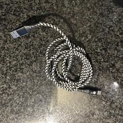 ケーブル Telefoonkabel usb c がiLostで Van der Valk Hotel Wolvega Heerenveen によって報告されました