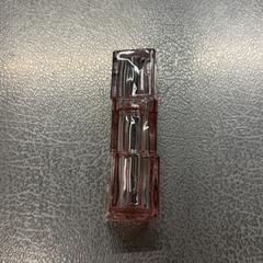 リップグロス がiLostで IKEA Tokyo-Bay によって報告されました