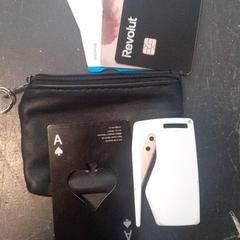 Portemonneetje, as reported by Qbuzz servicepunt  Emmen using iLost