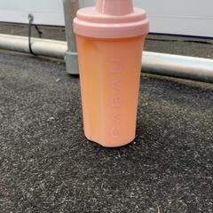 飲用ボトル がiLostで Schaatsbaan Rotterdam によって報告されました