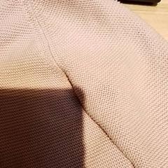 Suéter Vestje roze, ha sido reportado por Beekse Bergen Resorts en Hotel con iLost