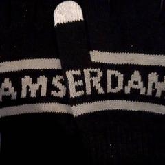 Handschuhe, gemeldet von Leonardo Royal Hotel Amsterdam über iLost