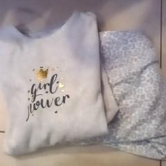 Pyjamas, som rapportert av Leonardo Royal Hotel Amsterdam ved bruk av iLost