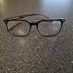 Okuliare, ako bolo nahlásené Connexxion Amstelveen pomocou iLost