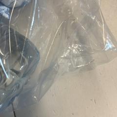 Nejlonzacskó, amint azt GVB az iLost segítségével jelentette.