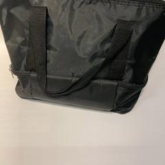 保冷バッグ がiLostで IKEA横浜 によって報告されました