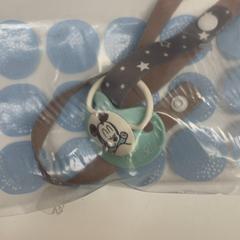 おしゃぶり, come riportato da IKEA新三郷 utilizzando iLost