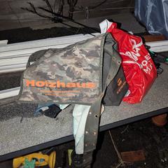 Schoudertas met visspullen en gereedschap, ako bolo nahlásené iLost