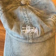 Sapka Grijs, amint azt Pathé Rembrandt Utrecht az iLost segítségével jelentette.