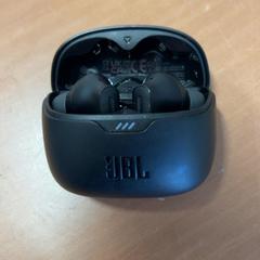 Füldugók, amint azt Grand Hotel Amrath Kurhaus az iLost segítségével jelentette.