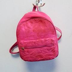 Táska, amint azt Hermes Eindhoven az iLost segítségével jelentette.