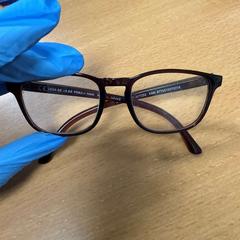 Glasögon bruin, rapporterat av VITAZ campus Sint-Niklaas med iLost