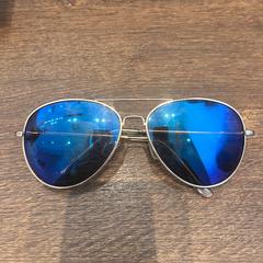 サングラス がiLostで Van der Valk Hotel Gorinchem によって報告されました