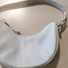 Bag Handtas beige, as reported by Regio Oost-Vlaanderen using iLost