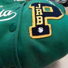 Baseball jack Groen, som rapportert av Qbuzz Fryslân ved bruk av iLost