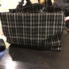 Taška, jak nahlášeno Qbuzz U-OV pomocí iLost