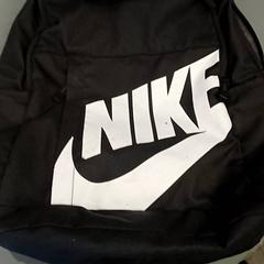 İLost kullanarak Qbuzz GD Groningen HS tarafından bildirildiği gibi Rugzak/rugtas Onv : Youssef Zaid