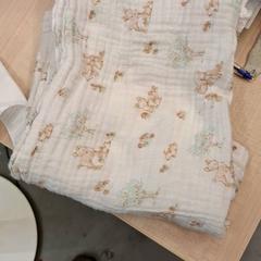 Cobertor de bebê doudou, como reportado por IKEA Avignon utilizando o iLost