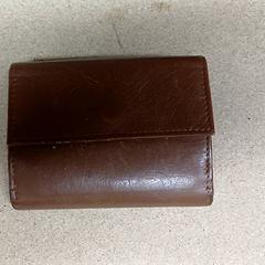 Cartera Chong, segons ha informat Qbuzz GD Groningen Peizerweg mitjançant iLost