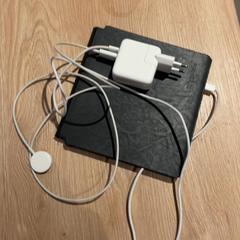 Adaptér & Elektronická čtečka, jak nahlášeno Van der Valk Hotel Eindhoven - Best pomocí iLost