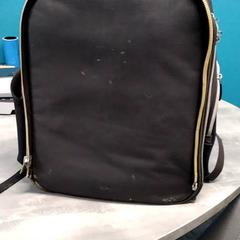 バックパック Zwart がiLostで Arriva Friesland / Groningen によって報告されました