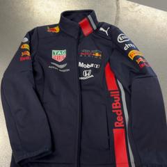 Kurtka, zgłoszono przez IKEA Haarlem przy użyciu iLost