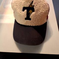 Cap, come riportato da IKEA Hénin-Beaumont utilizzando iLost