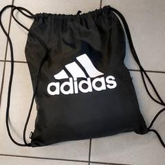 Borsa da ginnastica, come riportato da Regio Limburg - Leuven utilizzando iLost