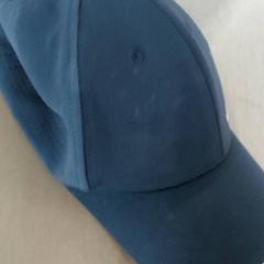 Kleding - Pet، كما تم الإبلاغ عنه بواسطة Centraal magazijn عبر iLost