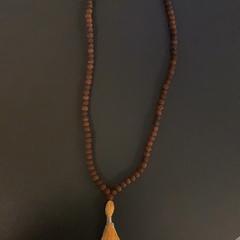 Jewelry, come riportato da MEININGER Hotel Dresden Zentrum utilizzando iLost