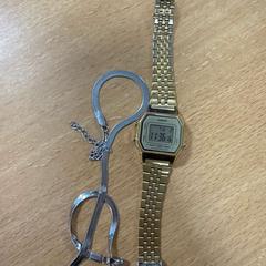 Horloge en ketting zilver en goud, rapporterat av VITAZ campus Sint-Niklaas med iLost