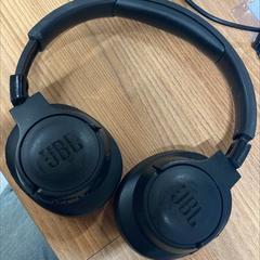 Hörlurar black, rapporterat av Vrije Universiteit Brussel (VUB) med iLost