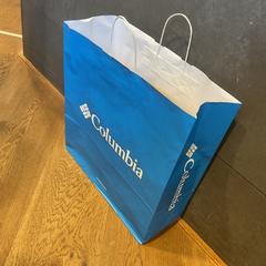Bossa Columbia, segons ha informat Designer Outlet Roosendaal mitjançant iLost