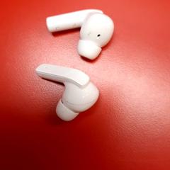 Airpod, rapporterat av UvA REC med iLost