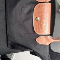 Väska Mahara, rapporterat av Connexxion Amstelland-Meerlanden Schiphol Noord med iLost