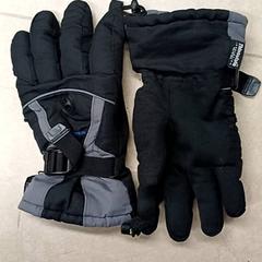 장갑, iLost를 사용하여 Qbuzz GD Groningen Peizerweg에 보고됨