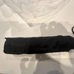 Dáždnik, ako bolo nahlásené Inntel Hotels Utrecht Centre pomocou iLost